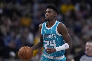 手感太差！米勒11中3低效拿到14分1板3助1断