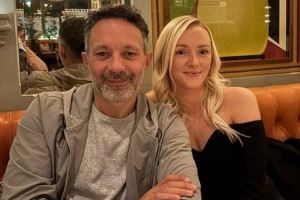 弟媳门已过14年！太阳报：吉格斯弟弟罗德里-吉格斯本月求婚成功