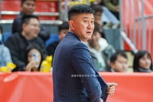 记者：广东阵容太厚了 小组赛可快进了 真正的较量半决赛才会开始