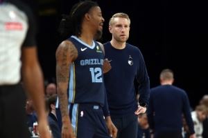 帕森斯：火箭和独行侠首发控卫都伤了 他们都能换莫兰特