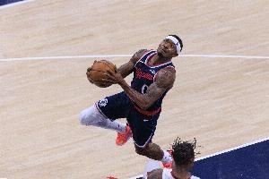 比尔：并非不尊重菲尼克斯 但我回华盛顿打球更有意义&那是我的队