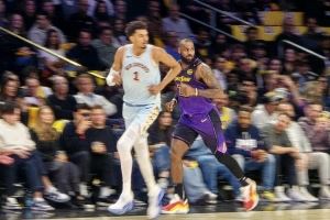 美记：文班人气很高但NBA只安排22场全美直播 老詹等巨星都有34次