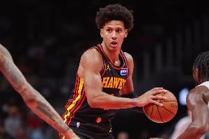 吹杨缺席反而扭转局面?杰伦·约翰逊:我们只是全身心投入比赛